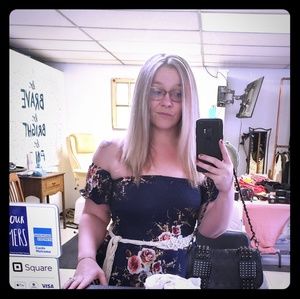 Meet your Posher, Amanda